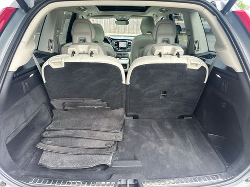Used 2024 Volvo XC90 B6 Plus AWD/4WD image 30