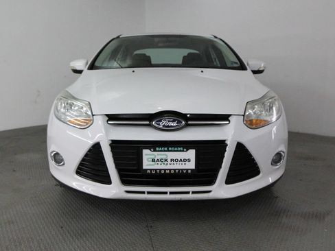 Used 2012 Ford Focus SEL FWD image 2