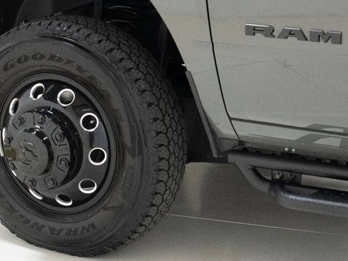 Used 2026 RAM 3500 Laramie w/ Night Edition AWD/4WD image 87