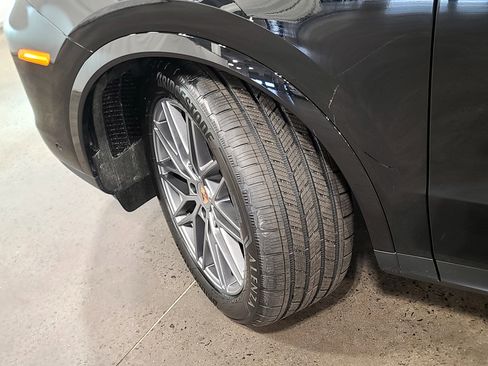 New 2026 Porsche Cayenne image 33