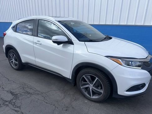 Used 2022 Honda HR-V EX image 2