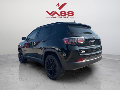 New 2026 Jeep Compass Latitude AWD/4WD image 3