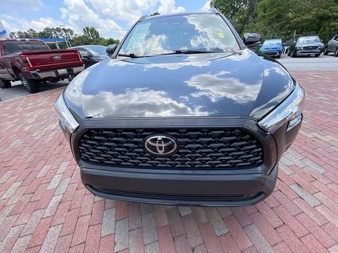 Used 2023 Toyota Corolla Cross LE FWD image 23