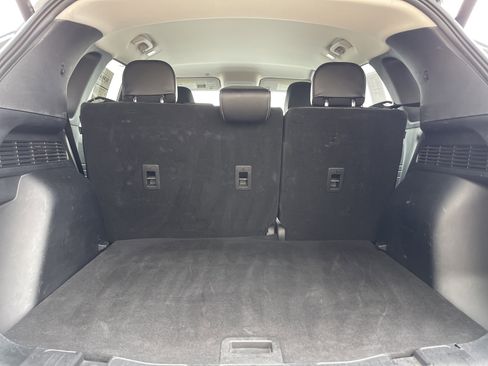 Used 2025 Ford Escape Platinum image 9