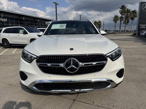 New 2026 Mercedes-Benz GLC 300 GLC 300 image 2