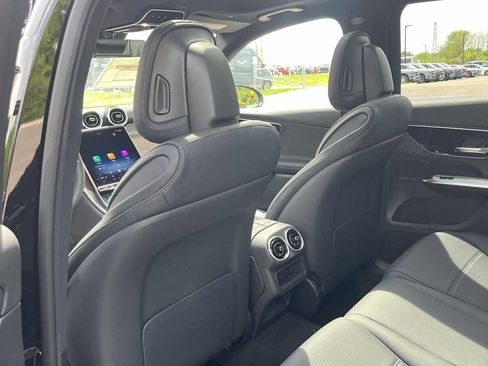 Used 2026 Mercedes-Benz GLC 300 4MATIC image 30