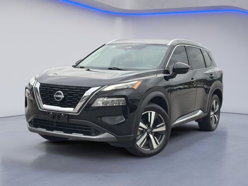 Used 2023 Nissan Rogue SL image 2