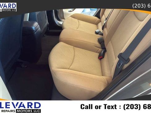 Used 2013 Hyundai Elantra GLS w/ Preferred Pkg FWD image 25