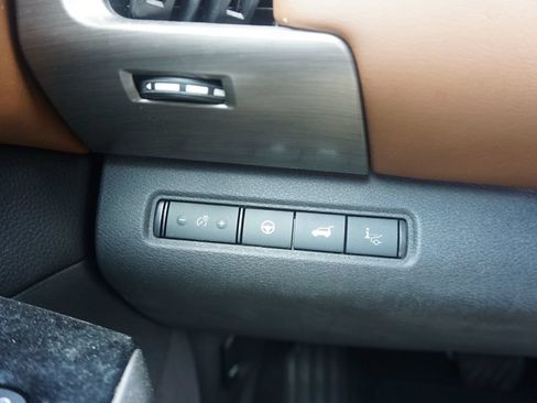 Used 2023 Nissan Pathfinder Platinum AWD/4WD image 5