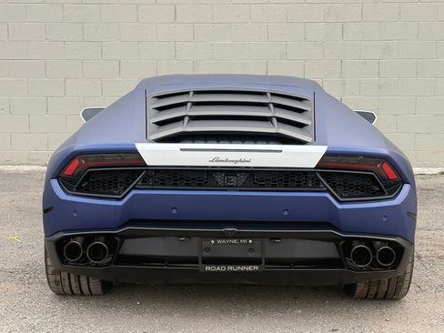 Used 2019 Lamborghini Huracan LP 580-2 RWD image 8