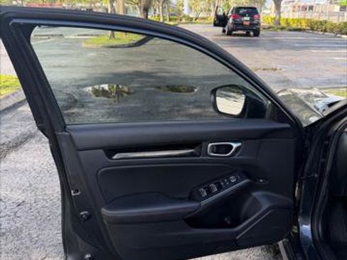 Used 2024 Honda Civic Touring image 19