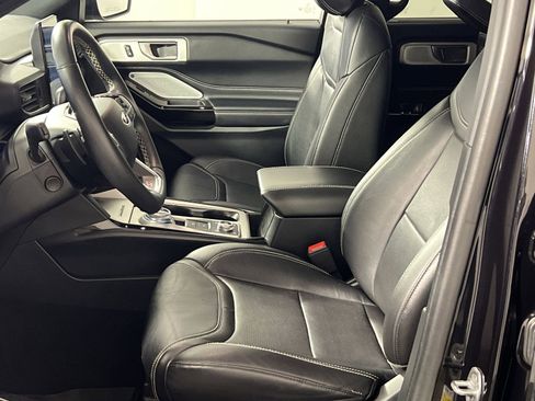 Used 2021 Ford Explorer ST w/ Equipment Group 401A image 13