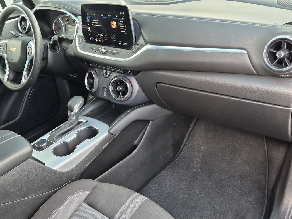 Used 2025 Chevrolet Blazer LT FWD image 29