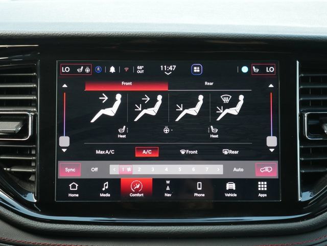 Used 2025 Dodge Durango GT AWD/4WD image 18