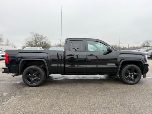 Used 2017 GMC Sierra 1500 SLE w/ SLE Value Package AWD/4WD image 10