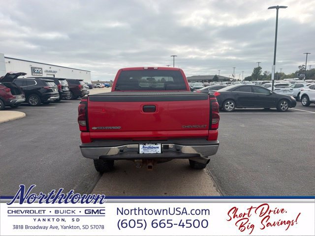 Used 2004 Chevrolet Silverado 2500 LS AWD/4WD image 11