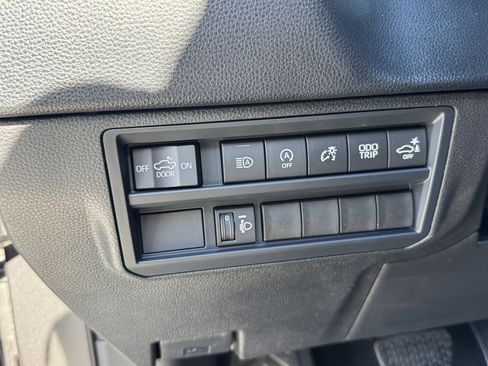 New 2026 Toyota Tundra SR5 AWD/4WD image 17