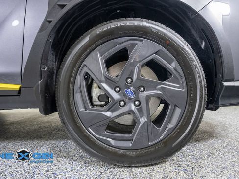 Used 2025 Subaru Crosstrek 2.5i Sport AWD/4WD image 40