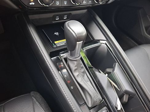 Used 2023 Honda Accord Touring image 16