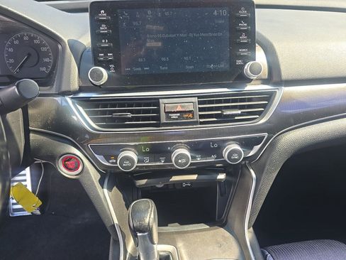 Used 2020 Honda Accord Sport image 14