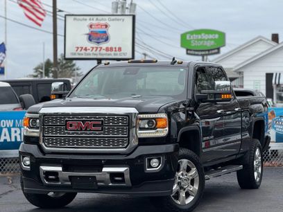 Used 2018 GMC Sierra 2500 Denali w/ Duramax Plus Package