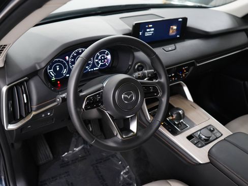 Certified 2024 MAZDA CX-90 Plug-In Hybrid w/ Preferred AWD/4WD image 22