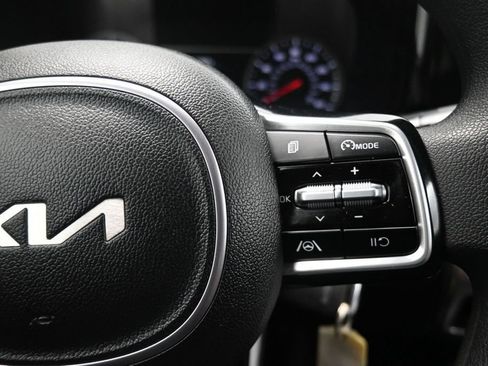 Certified 2023 Kia Sorento LX FWD image 20