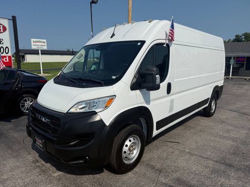 Used 2023 RAM ProMaster 2500 FWD image 1