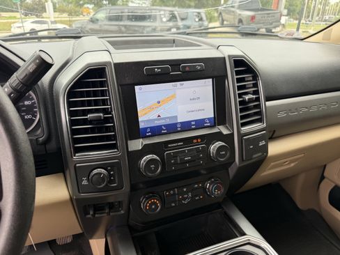 Used 2021 Ford F250 XLT w/ XLT Value Package AWD/4WD image 20