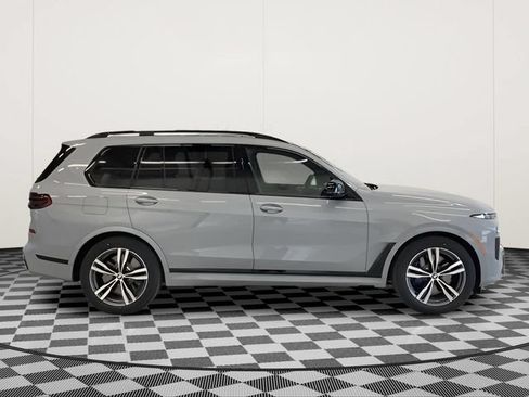 New 2026 BMW X7 M60i AWD/4WD image 2