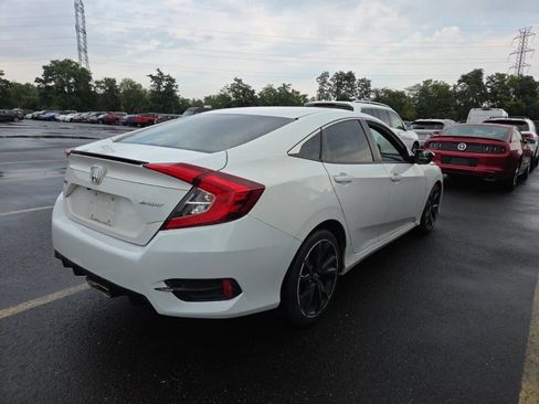 Used 2019 Honda Civic Sport image 7