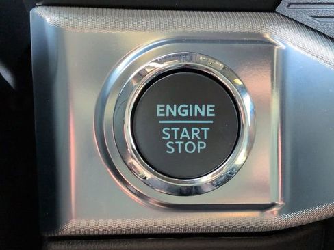 New 2025 Ford F150 Lariat w/ Equipment Group 502A High image 33