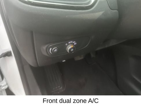 Certified 2024 Chevrolet Equinox RS w/ RS Leather Package image 21