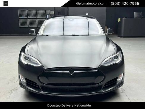 Used 2014 Tesla Model S P85 RWD image 11