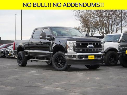 New 2026 Ford F250 XLT w/ FX4 Off-Road Package image 2