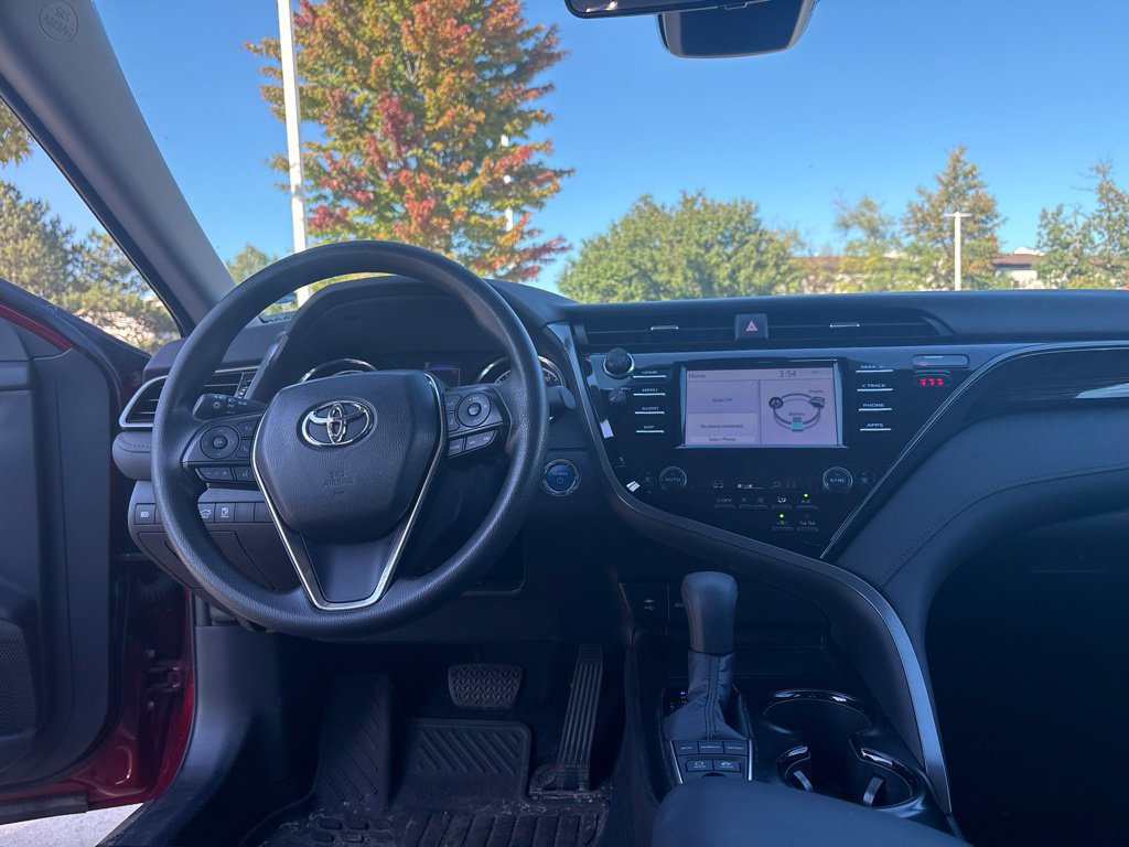Used 2019 Toyota Camry LE FWD image 21
