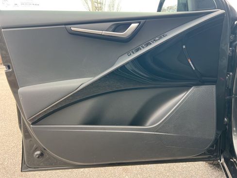 Certified 2023 Kia Niro EX Touring image 13