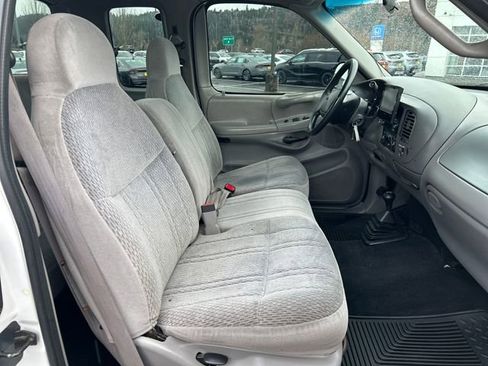 Used 1998 Ford F150 XLT image 11