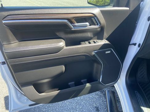 Certified 2023 Chevrolet Silverado 1500 RST w/ Convenience Package II AWD/4WD image 31