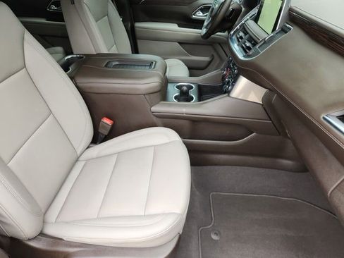 Used 2023 Chevrolet Tahoe LT w/ Luxury Package image 20