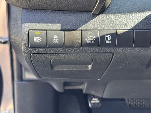 Used 2022 Toyota Camry LE image 21