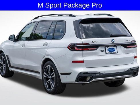 Used 2025 BMW X7 xDrive40i w/ M Sport Package AWD/4WD image 6