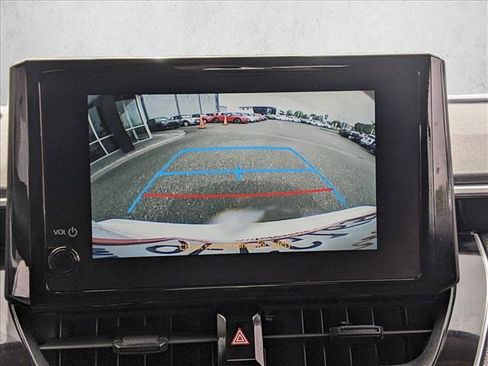 Used 2023 Toyota Corolla LE FWD image 14