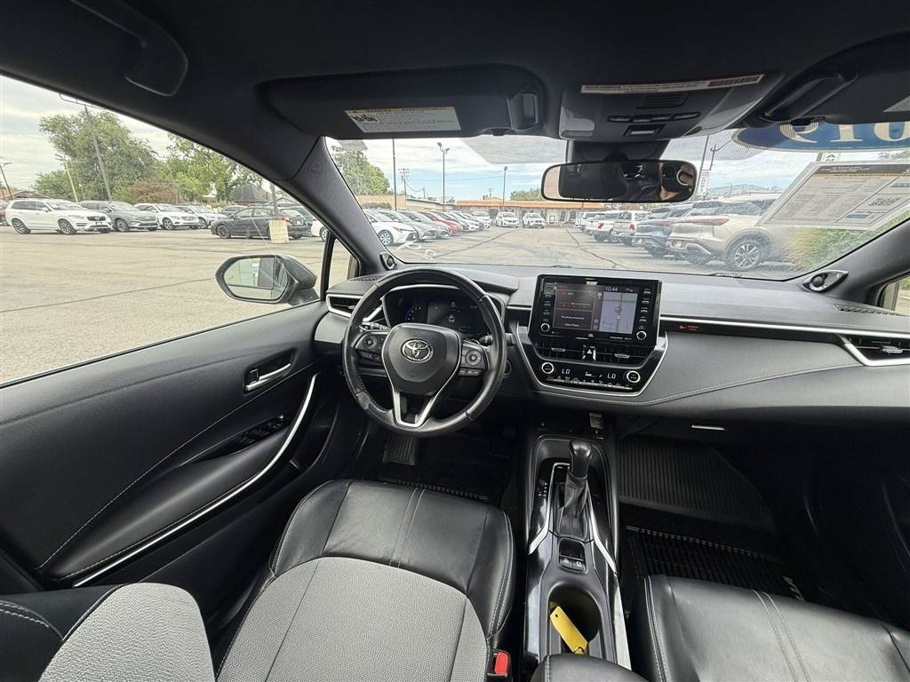 Used 2019 Toyota Corolla XSE FWD image 17