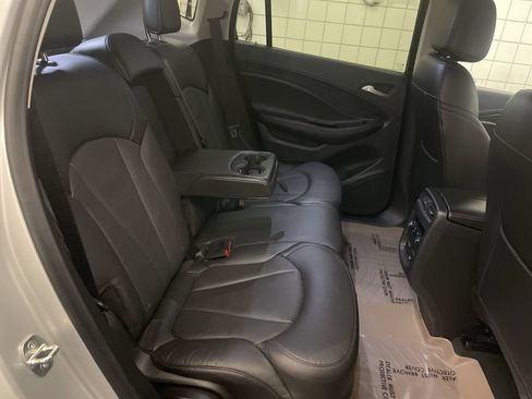 Used 2019 Buick Envision Essence FWD image 19