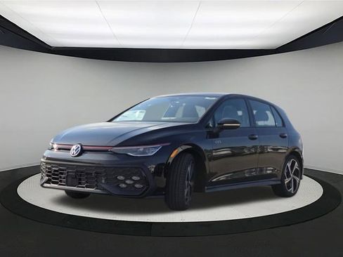 New 2025 Volkswagen GTI SE image 3