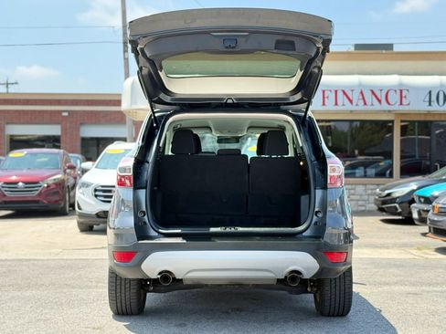 Used 2017 Ford Escape SE FWD image 37