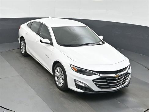 Used 2024 Chevrolet Malibu LT image 36