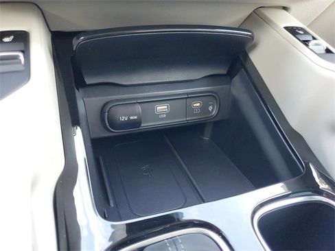 New 2025 Kia Telluride S image 26