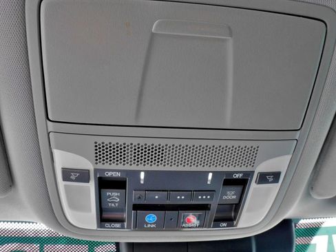 Used 2020 Acura TLX w/ Technology Package image 30